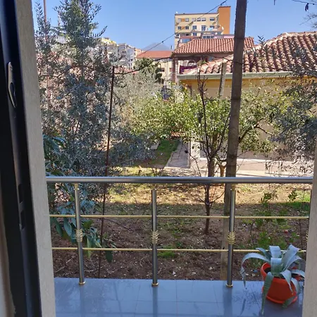Kelti Center Apartament * Tirana